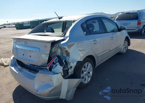 2011 Nissan Sentra 2.0Sl z USA, uszkodzony, nr VIN 3N1AB6AP6BL693694